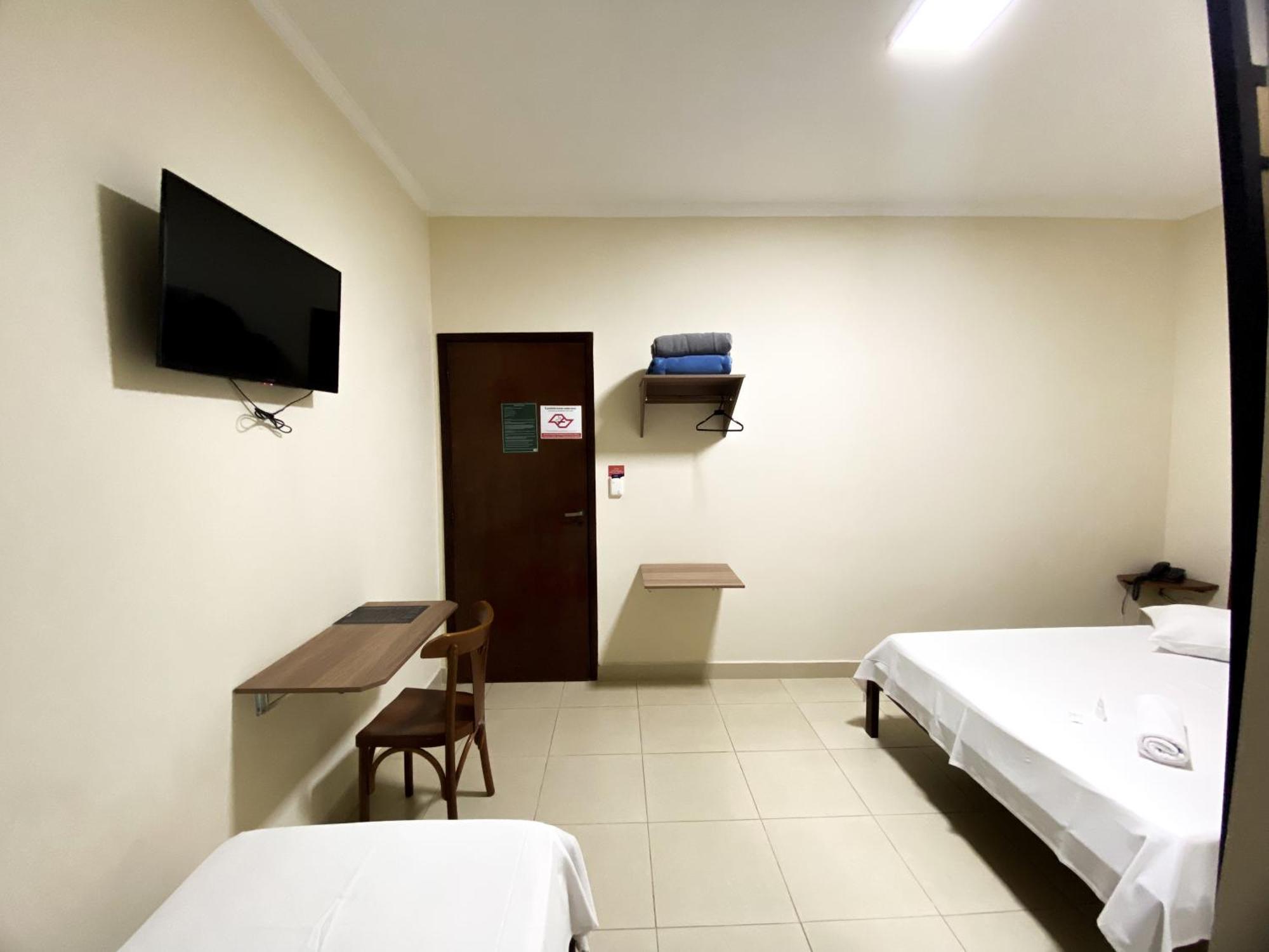 Hotel Graal Inn Queluz Ruang foto